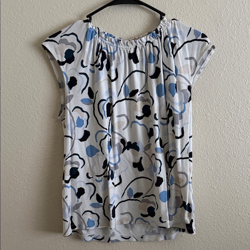 Chase bank Women's Floral Blouse - Blue, Black, and Gray